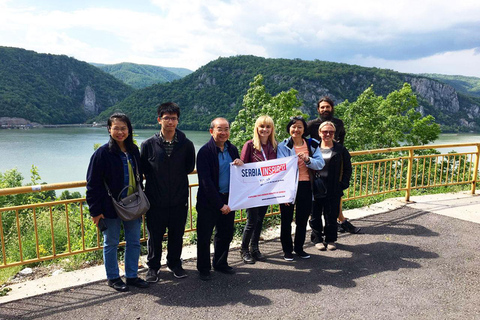 Belgrado: Tour del Parco Nazionale della Porta di Ferro con 1 ora di motoscafoTour condiviso