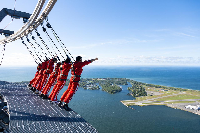 Toronto: CN Tower EdgeWalk Adventure Experience