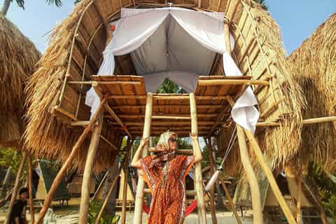 Coron: 2-Day Guided Overnight Island Stay with Meals - Image 3