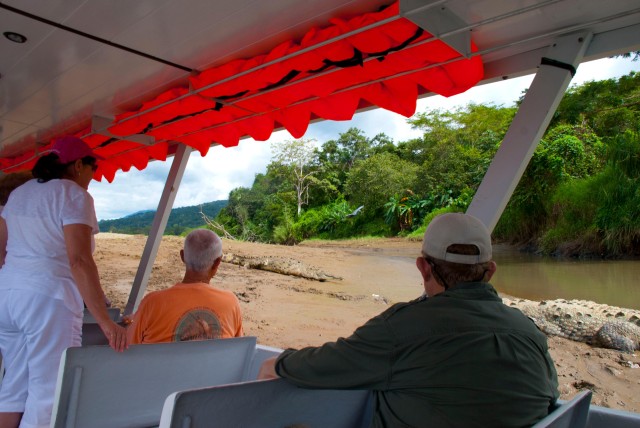 Visit Tarcoles Private Jungle River and Canopy Combo Tour in L'Aquila