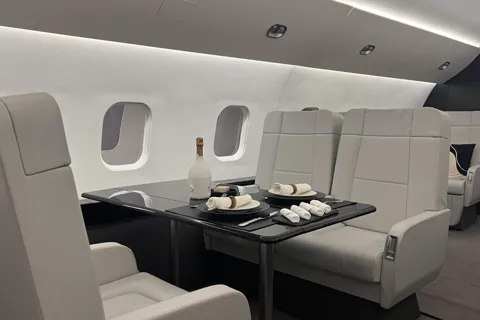 Dugny: Photo & video shooting in a private jet setting