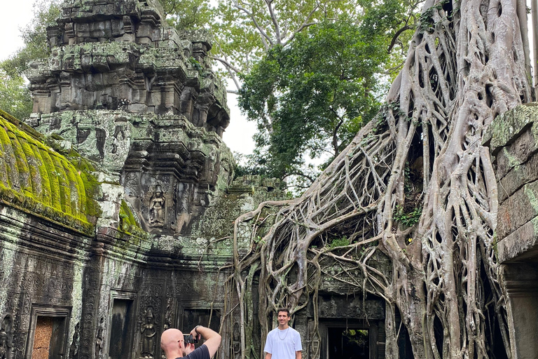 Phnom Penh–Siem Reap Angkor: 5 Day Private Tour in Cambodia Start from Phnom Penh to Siem Reap