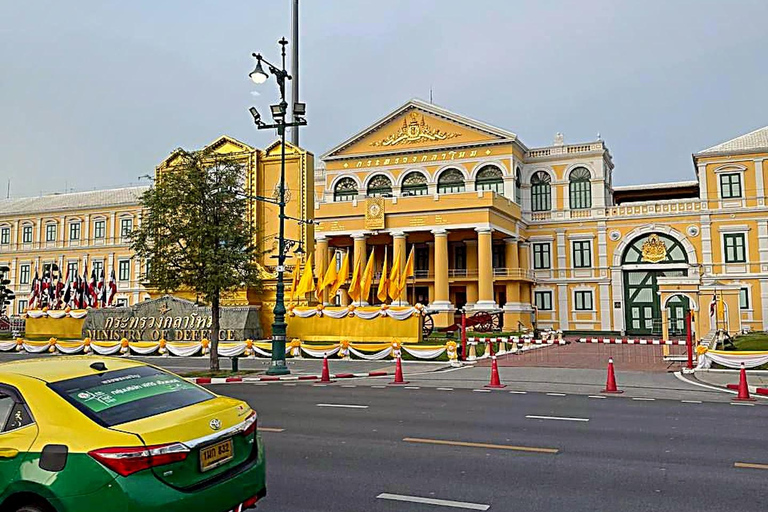 Small Group Bangkok Tour: Street Food, Markets and Temples