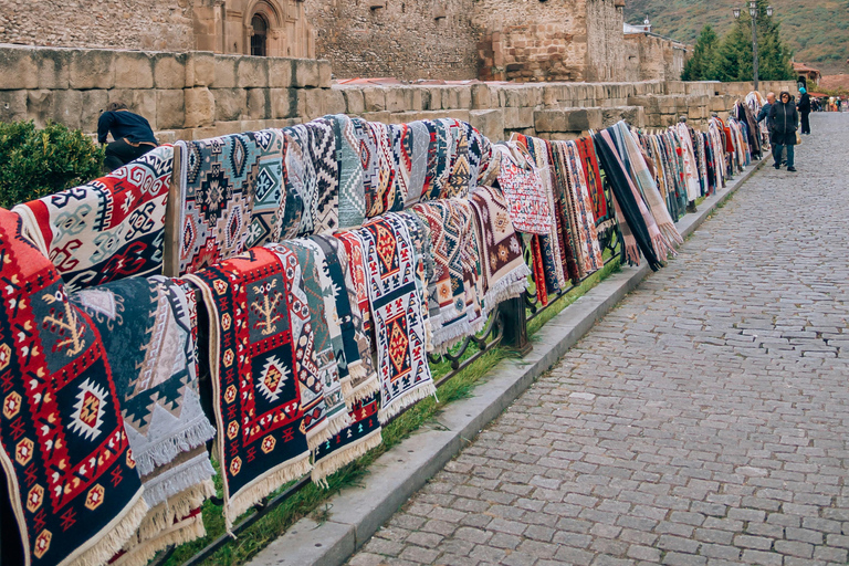 Tbilisi: Mtskheta Private Tour with Shio-Mgvime Caves