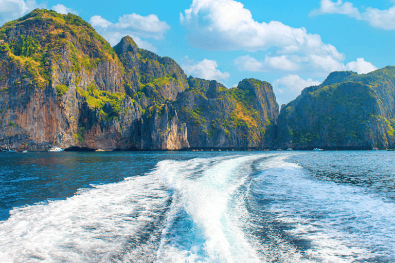 Phuket: Private Luxury Speedboat Cruiser with Activities
