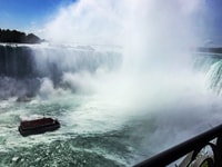 Toronto, Niagara Falls Day Tour avec une croisière en bateau en option - Housity