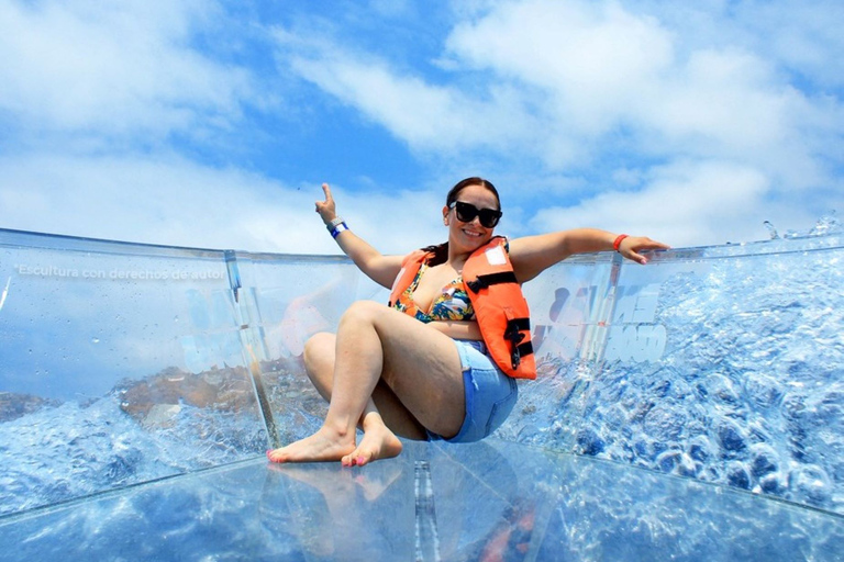 Cancun: boottocht met glazen bodem met drankjes