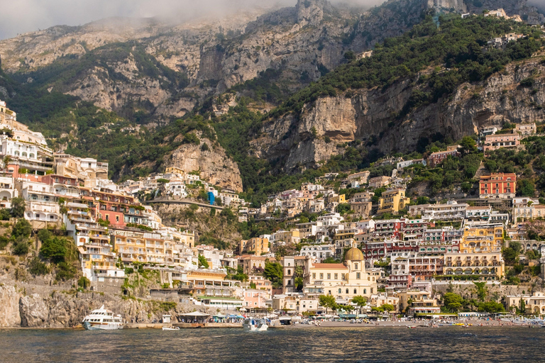 Von Sorrento aus: Goldener Abend in Positano