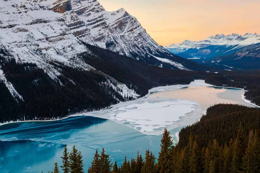 Calgary/Canmore/Banff: Abraham-Eisblasen, Peyto, Lake Louise. Foto: GetYourGuide