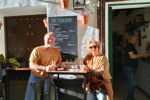Chef-led Seville tapas tour /Authentic dishes & local wines