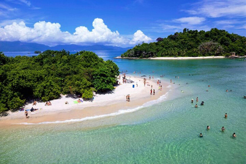 Rio de Janeiro: Piraten-Katamaran Tour zur Ilha Grande