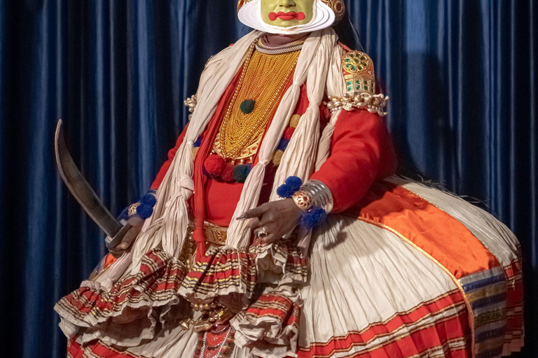 Kochi: Kathakali, Theyyam, and Kalaripayattu Evening Show