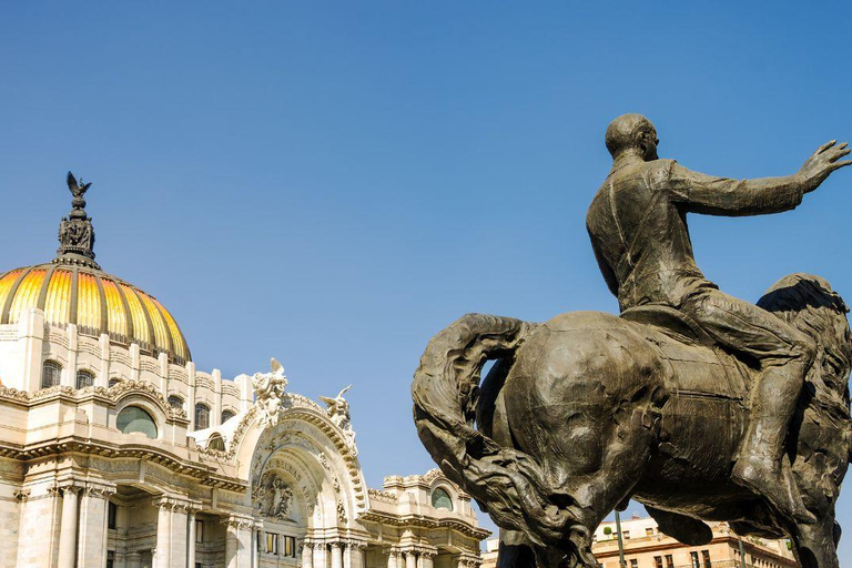 Mexico City: Downtown Walking Tour (CH, JP, ENG or SPA/ESP) Mexico City Downtown Walking Tour (in Chinese)