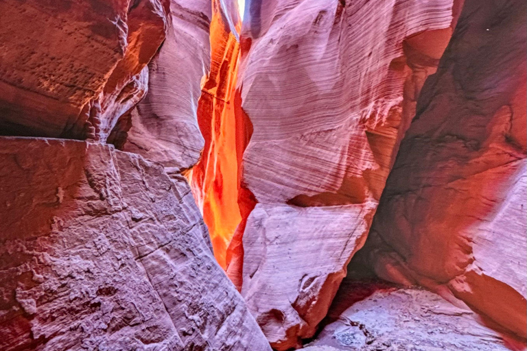 Page: Antelope Valley Wind Pebble Canyon Tour 2-Hour Tour