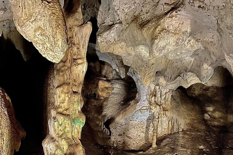 Visita y transporte a las cuevas de la Gruta VerdeDesde Falmouth/ Trelawny