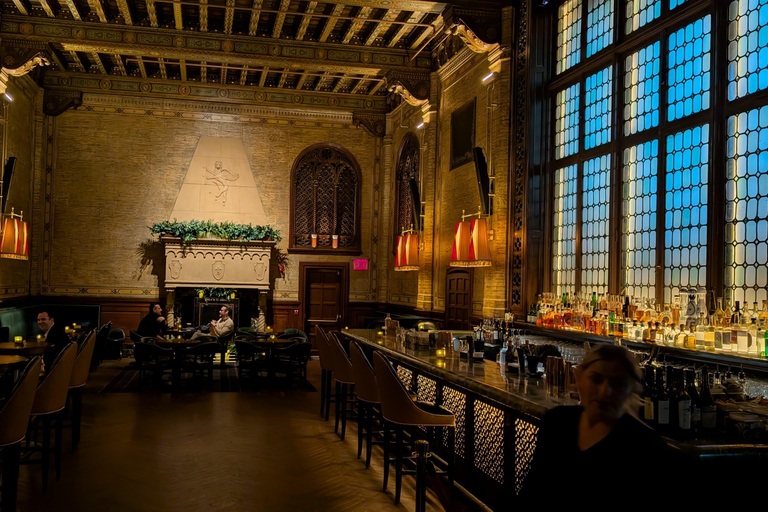 NY Midtown Secrets: Grand Central, Chrysler & United Nations Tour in English language