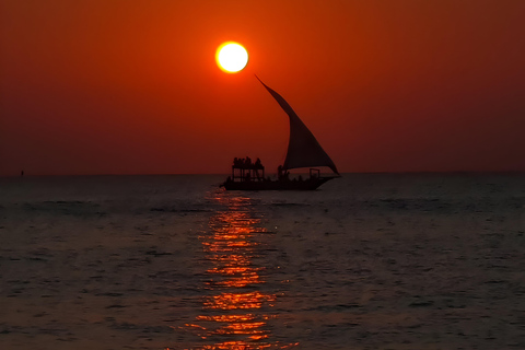 Zanzibar: Nungwi i Kendwa Sunset Dhow Cruise z transferemZanzibar: Nungwi i Kendwa Sunset Dhow Cruise.