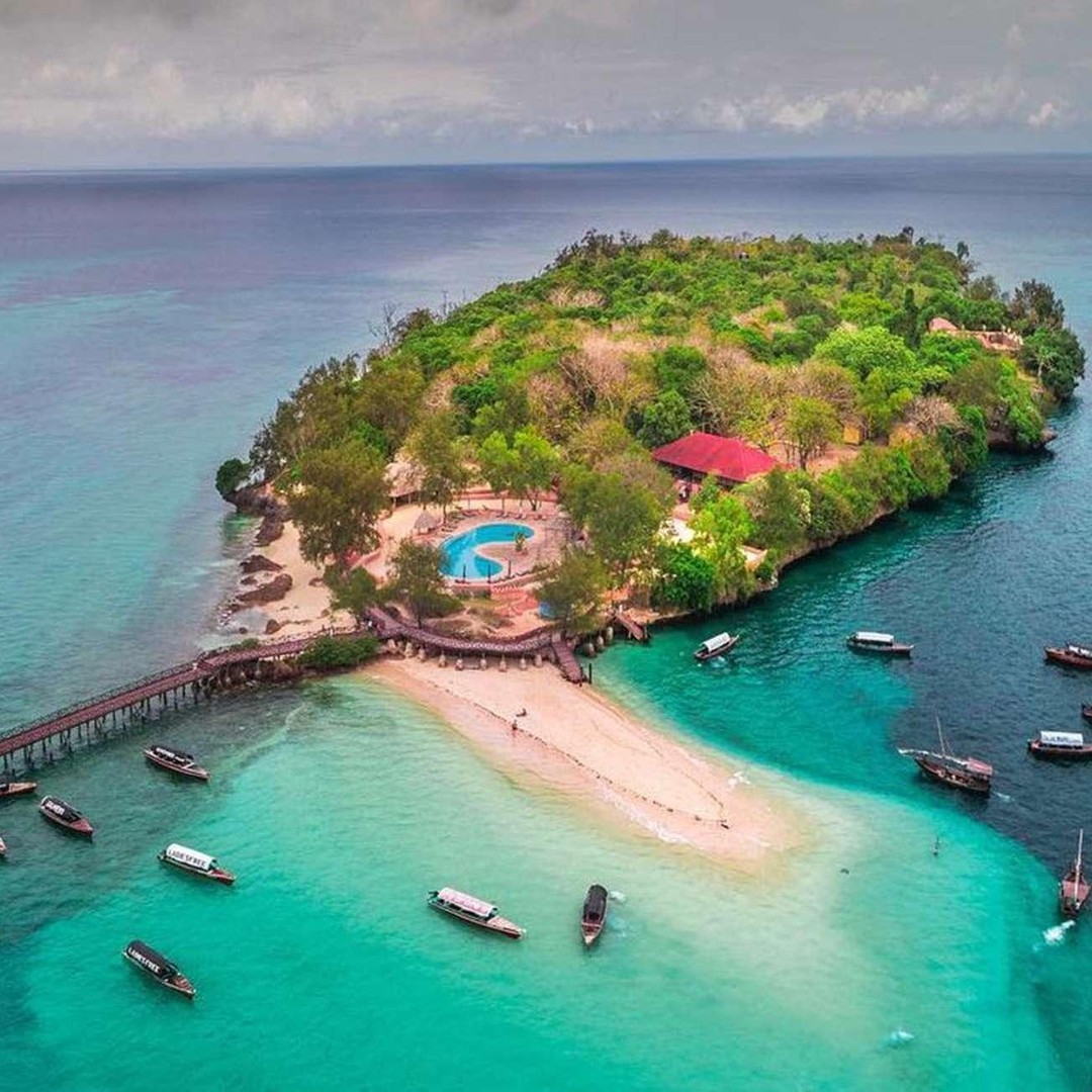  Zanzibar: Prison Island, Nakupenda Beach & Stone Town Tour 