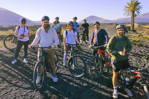 Lanzarote: Guided ebike tours of the Timanfaya volcanoes