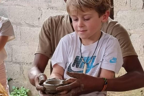 Arusha:Excursión al taller de cerámica De la Tierra al Arte