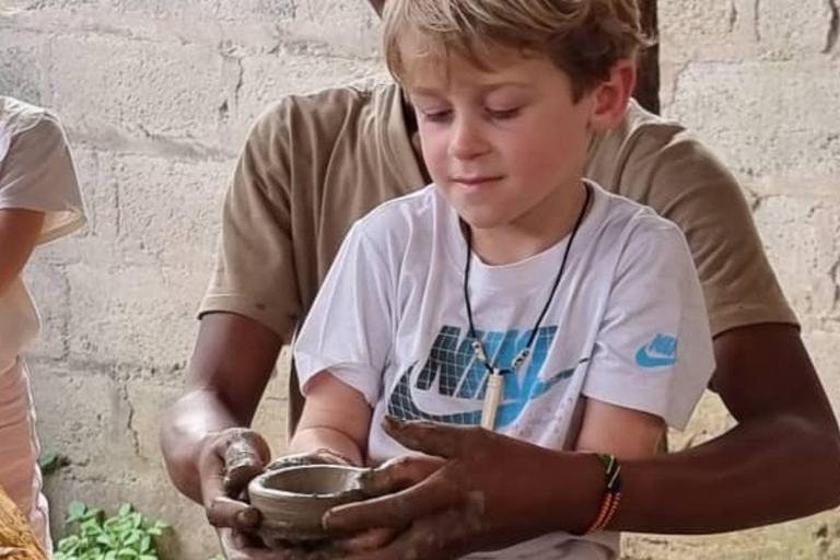 Arusha:Excursión al taller de cerámica De la Tierra al Arte