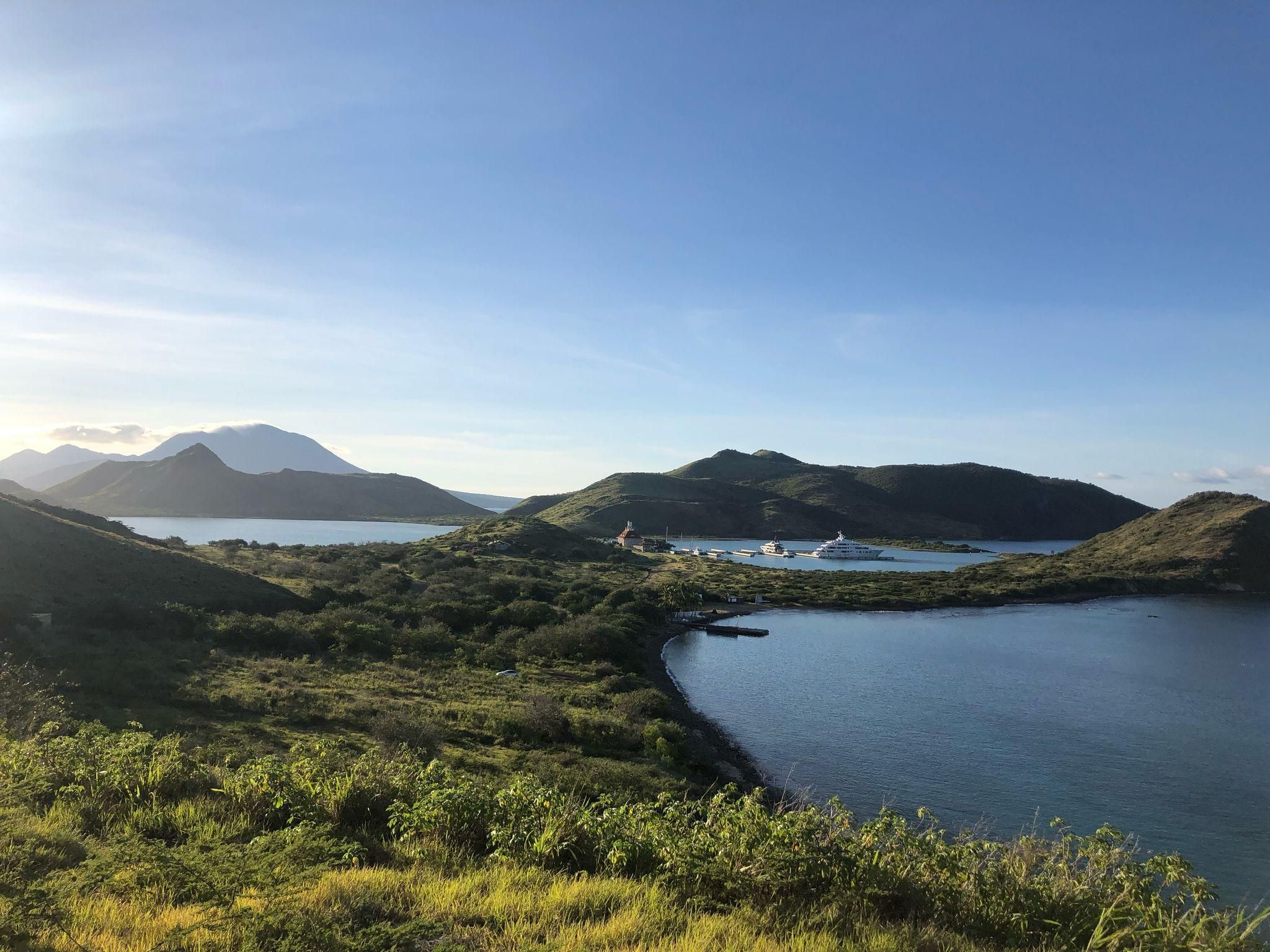 St. Kitts & Nevis: Private Tour „Zwei Inseln, ein Paradies“