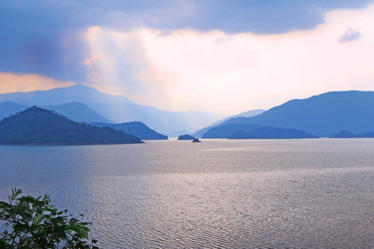 Scenic Highland Journey: Private Transfer from Kandy to Ella