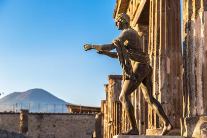 Vom Hafen in Neapel: Pompeji+ Amalfi Tour