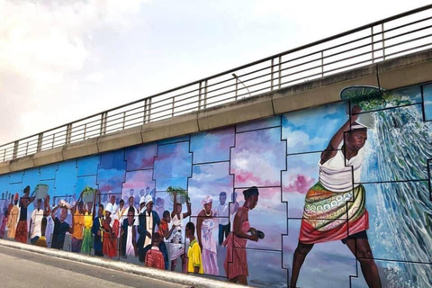 Accra Walking Tour: Jubilee House, Art, Murals & Afrikiko