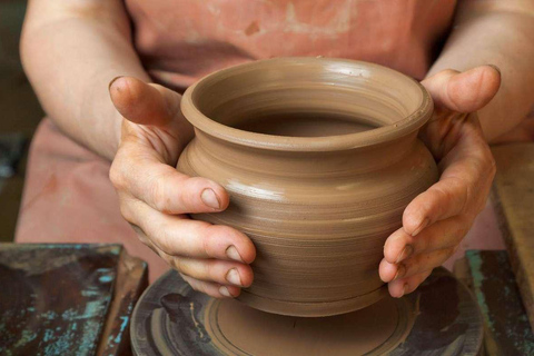 From Cusco: Surprising Sacred valley + Ceramic Workshop