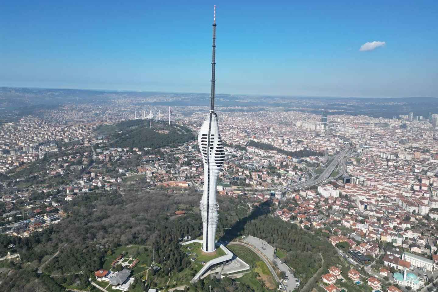 Entrada a la Torre Çamlıca de Estambul: Miradores Panorámicos