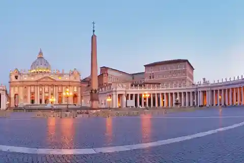 Vatican: St. Peter’s Basilica & Papal Tombs Tour