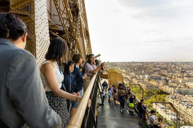 eiffel tower elevator guided tour