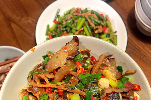 Zhangjiajie Tour: Embroidery, Farm Cooking &amp; Xiangxi Show