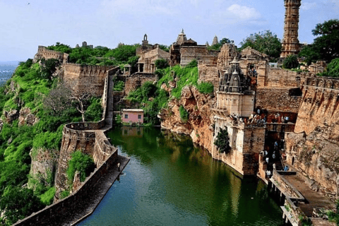 Udaipur: Chittorgarh Fort Private Guided Day Trip
