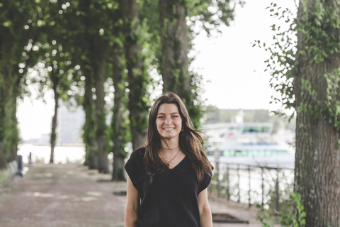 Rotterdam: Private Photoshoot with a Local Photographer