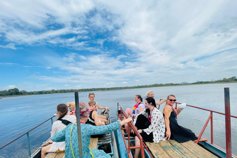 Habarana-Lake Eco-Adventure Boat Tour and Nature Walk