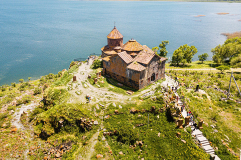 Armenia Day Tour: Dmanisi, Sevan & Yerevan