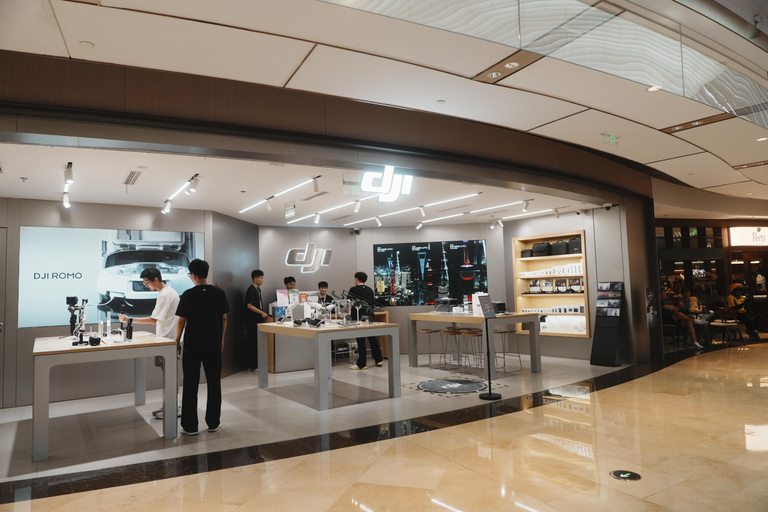 Shanghai: Retail Discovery Tour of Innovation & Lifestyle