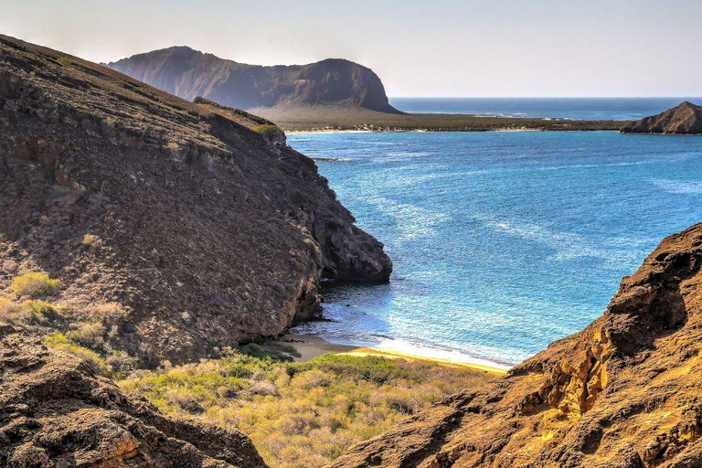 San Cristobal: Punta Pitt Sightseeing Tour with Snorkeling and Galapagos Birds San Cristóbal: Punta Pitt Sightseeing Tour with Snorkeling and Galapagos Birds
