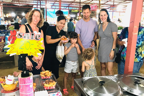 Khao Lak: lezione di cucina di mezza giornata e caccia agli ingredienti