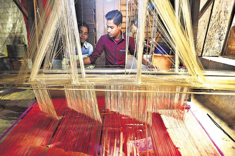Varanasi: Silk Weaving Homestay with Masterclass