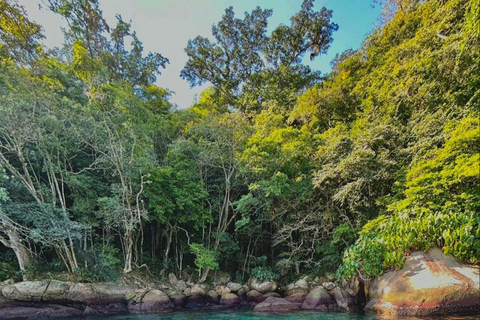 Paraty: Speedboat Tour of the Islands and Paradise Beaches Paraty: Speedboat Ride to the Islands and Paradise Beaches