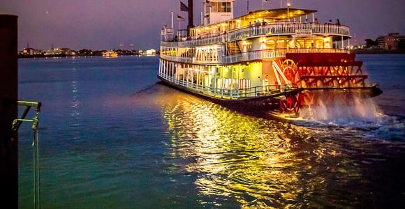 New Orleans: Abendliche Jazz-Kreuzfahrt mit Dampfschiff + optionales Abendessen