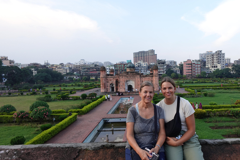 Tour di mezza giornata di Dhaka con scalo (Pick &amp; Drop incluso)Tour di mezza giornata di Dhaka con scalo (privato e tutto incluso)