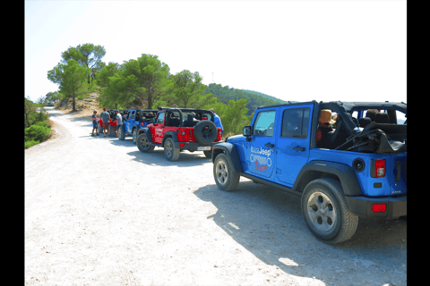 Ibiza: Private Jeep Wrangler Tour & Lunch at Beach Rest.