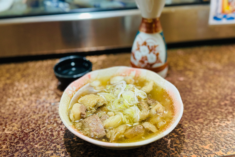 Kanazawa: Private 3-Hour Bar Hopping Tour with Local Guide Start from Kanazawa Station