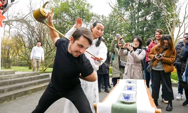 Chengdu: Old Town Food & Culture Walk | Free Face-Changing