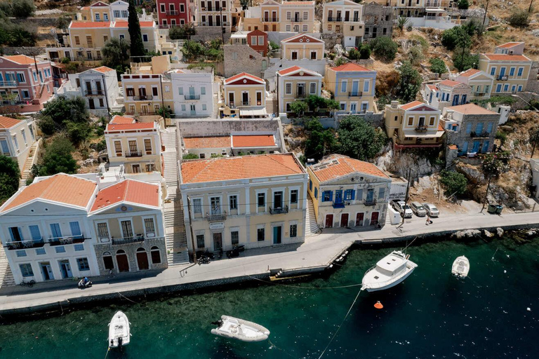 Rodi: crociera giornaliera a Symi - Panormitis e baia di San GiorgioRodi: Crociera giornaliera a Symi - Panormitis e Baia di San Giorgio