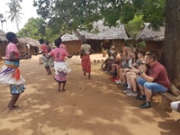 Diani, Giriama Cultural Dance Show e Local Village Tour - Hizvo